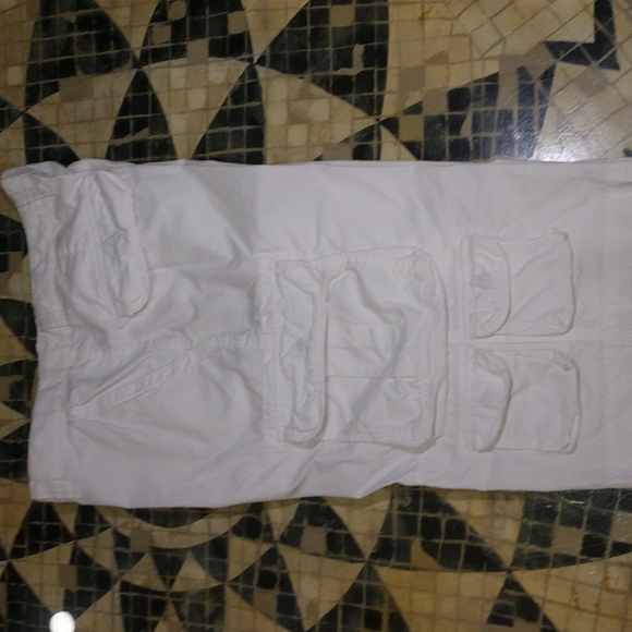 RoundTree & Yorke Cargo Shorts size 40w - Picture 1 of 9